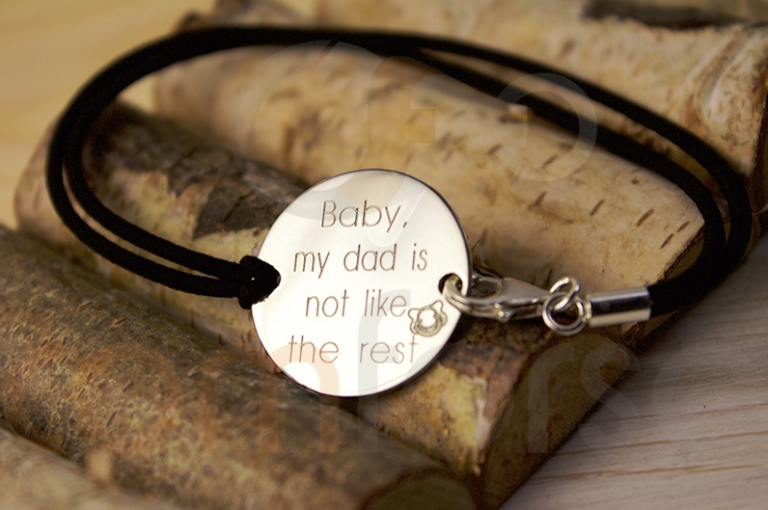 10 Ideas to gift your dad for Father's Day