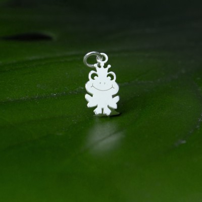 Sterling Silver 925 Frog Pendant with Crown 8.5 x 16.5 mm