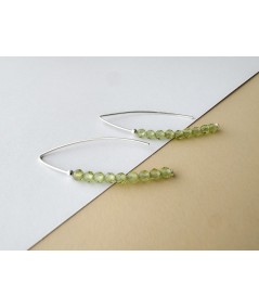 Peridot stones thread earrings 13 x 40 mm